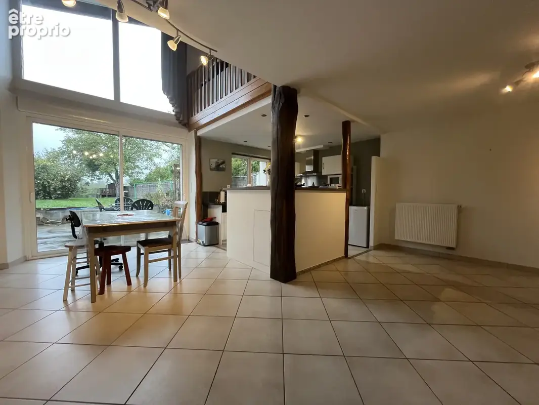 Au Cellier, maison rénovée 138 m2 - 6 pièces sur 4600m2 de terrain - photo 3