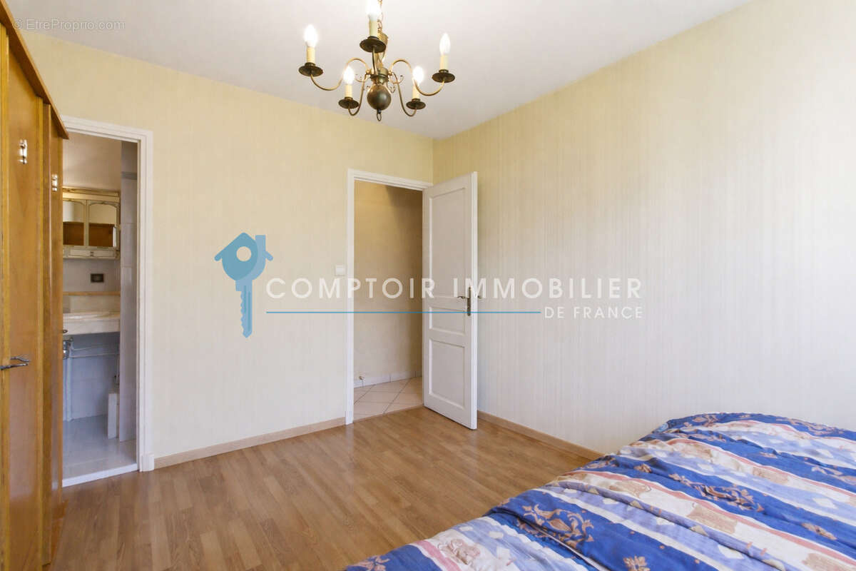 Appartement à MEYLAN