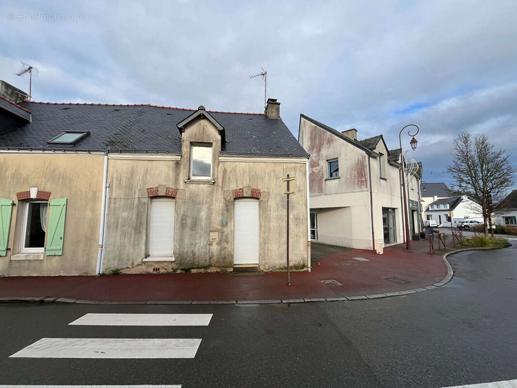Maison à AMBON