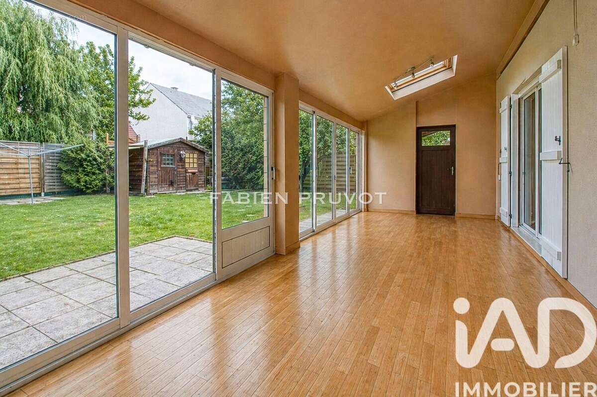 Maison 120 m² à Montigny-Les-Cormeilles  - photo 7