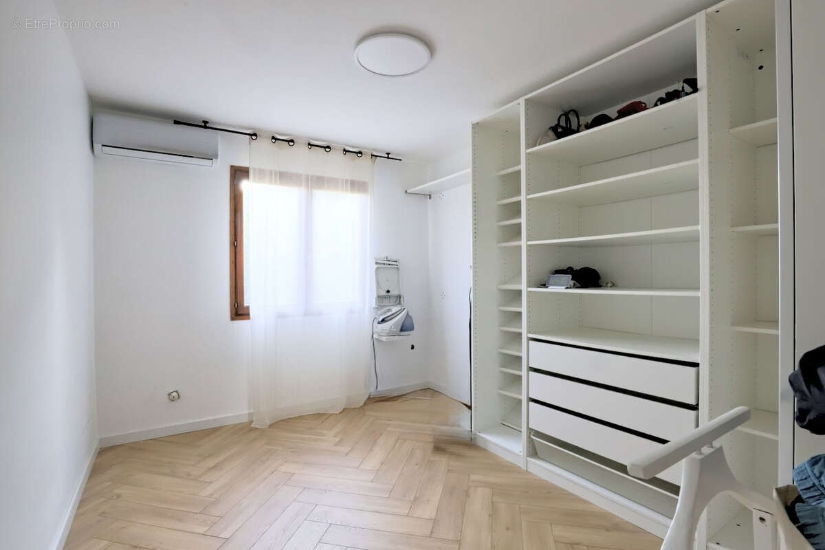 Maison à LA LONDE-LES-MAURES