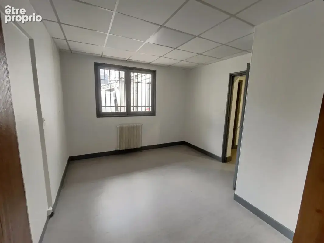 À vendre   Immeuble avec local commercial + Grand duplex avec parking - photo 5