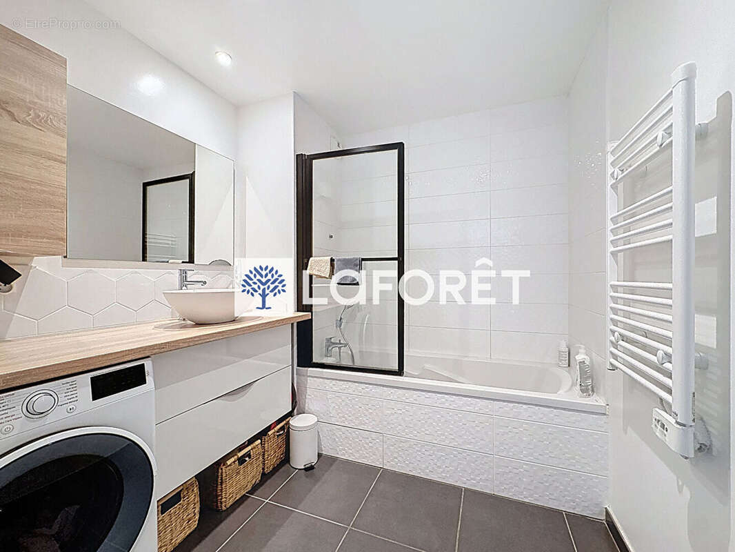 Appartement à SAINT-MAURICE-DE-BEYNOST