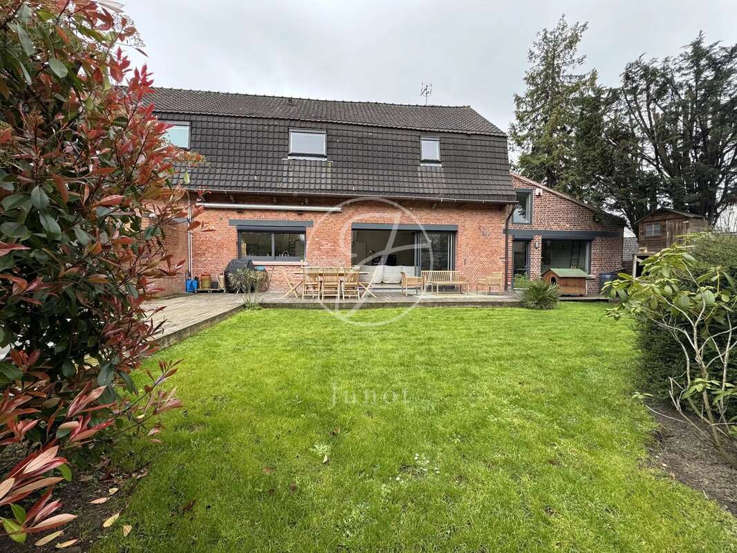 Maison à MARCQ-EN-BAROEUL