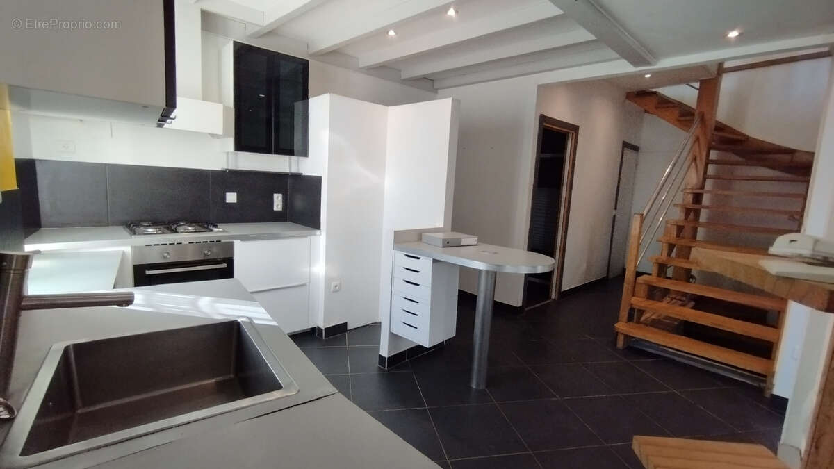 Maison à PIERRE-CHATEL