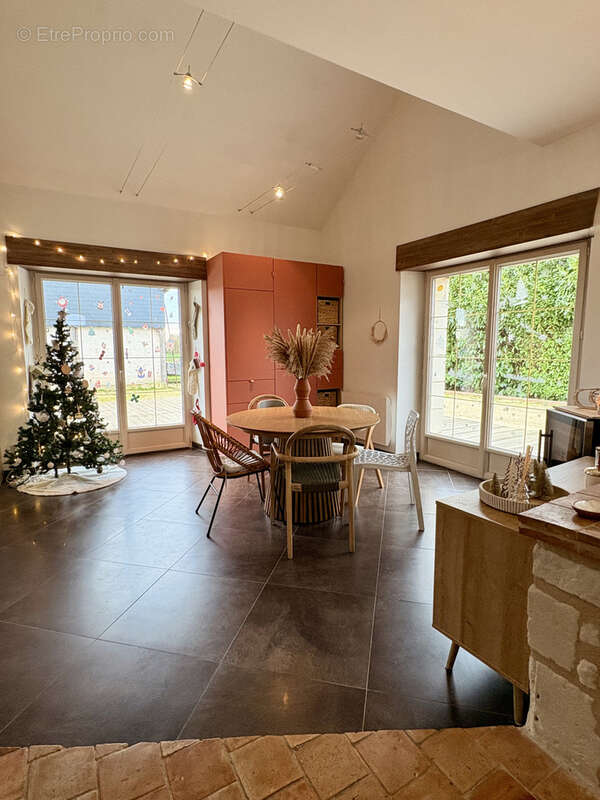 Maison à BEAUFORT-EN-VALLEE