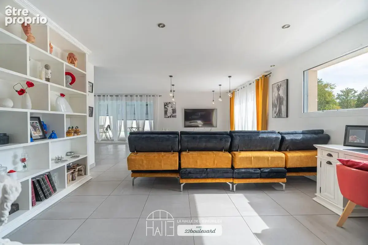 Maison 250 m² à Le Vigen  - photo 3