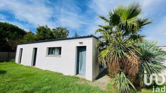 Photo 1 - Maison à MARENNES