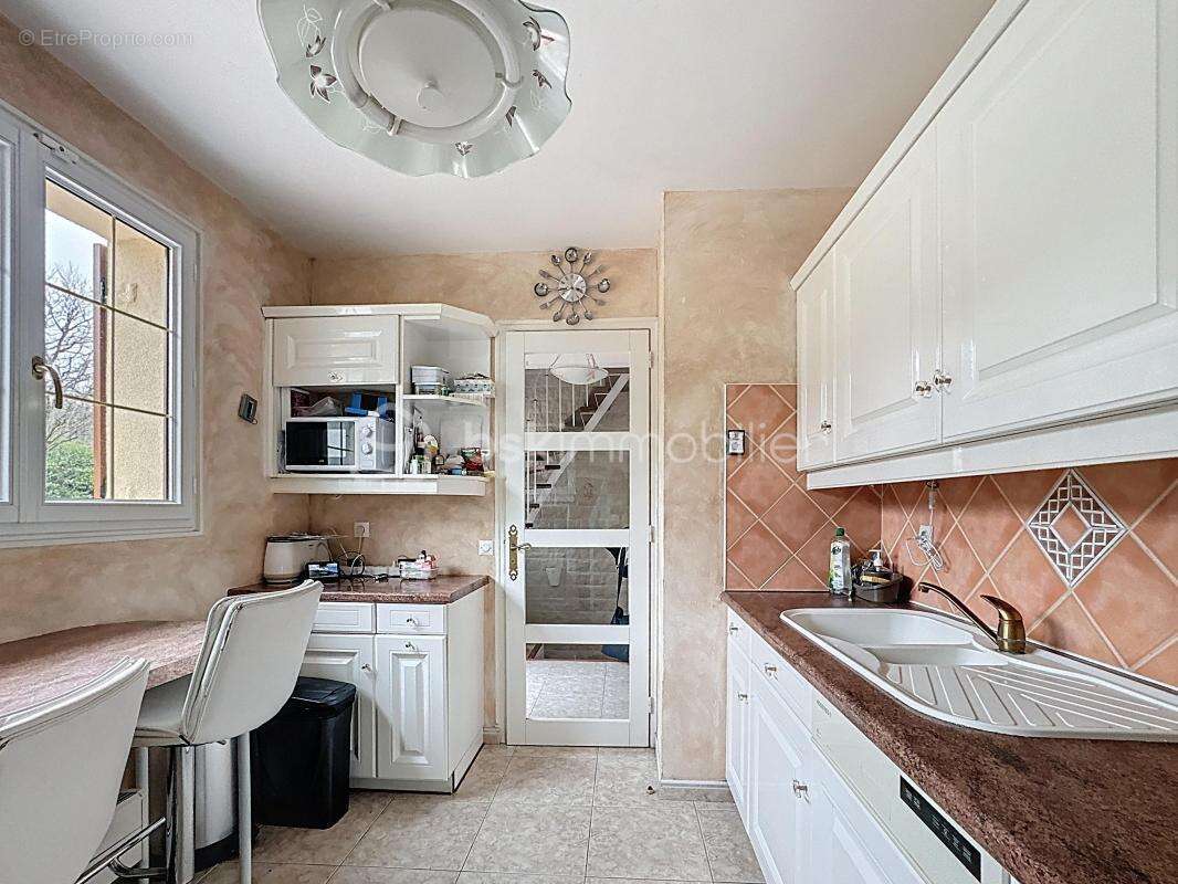 Maison à THORIGNY-SUR-MARNE