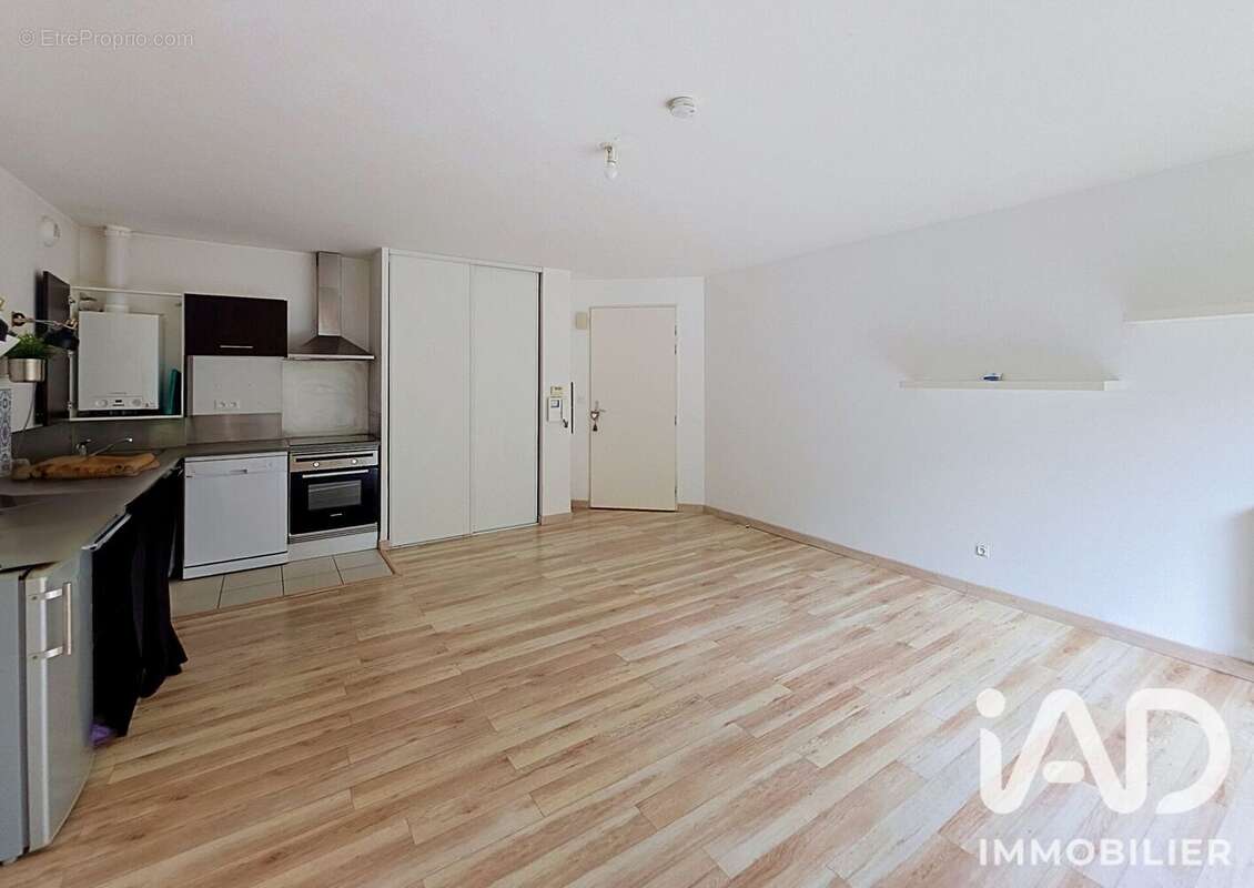 Appartement 45 m² à Joue-Les-Tours  - photo 5