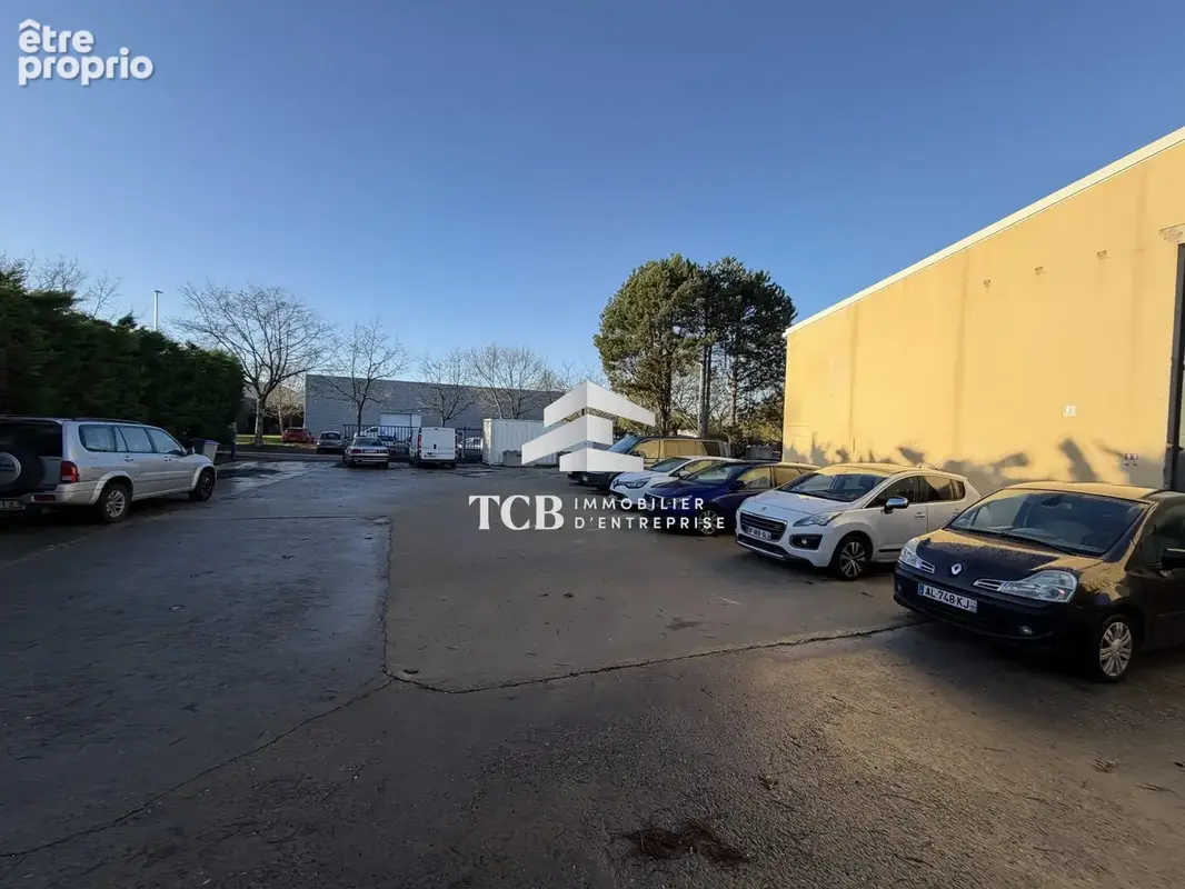 Commerce 620 m² à vendre à Coueron (44220) - photo 2