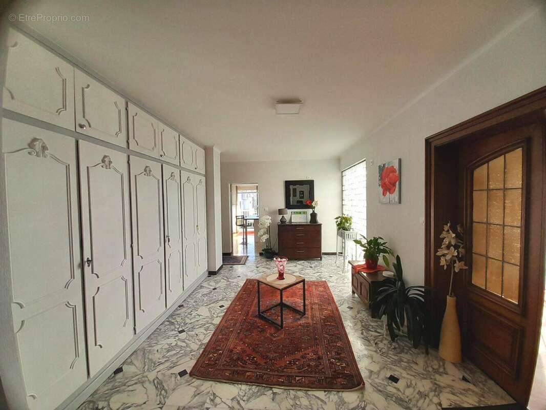 Maison 400 m² à La Petite-Pierre  - photo 2
