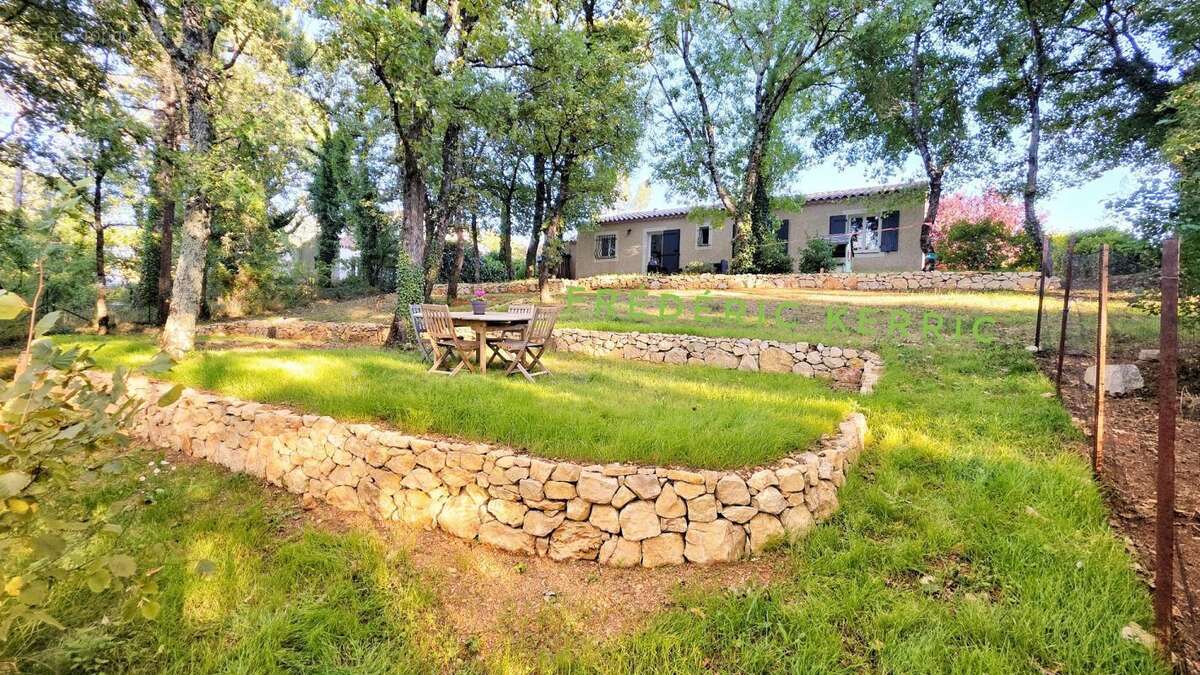 Maison à FORCALQUEIRET