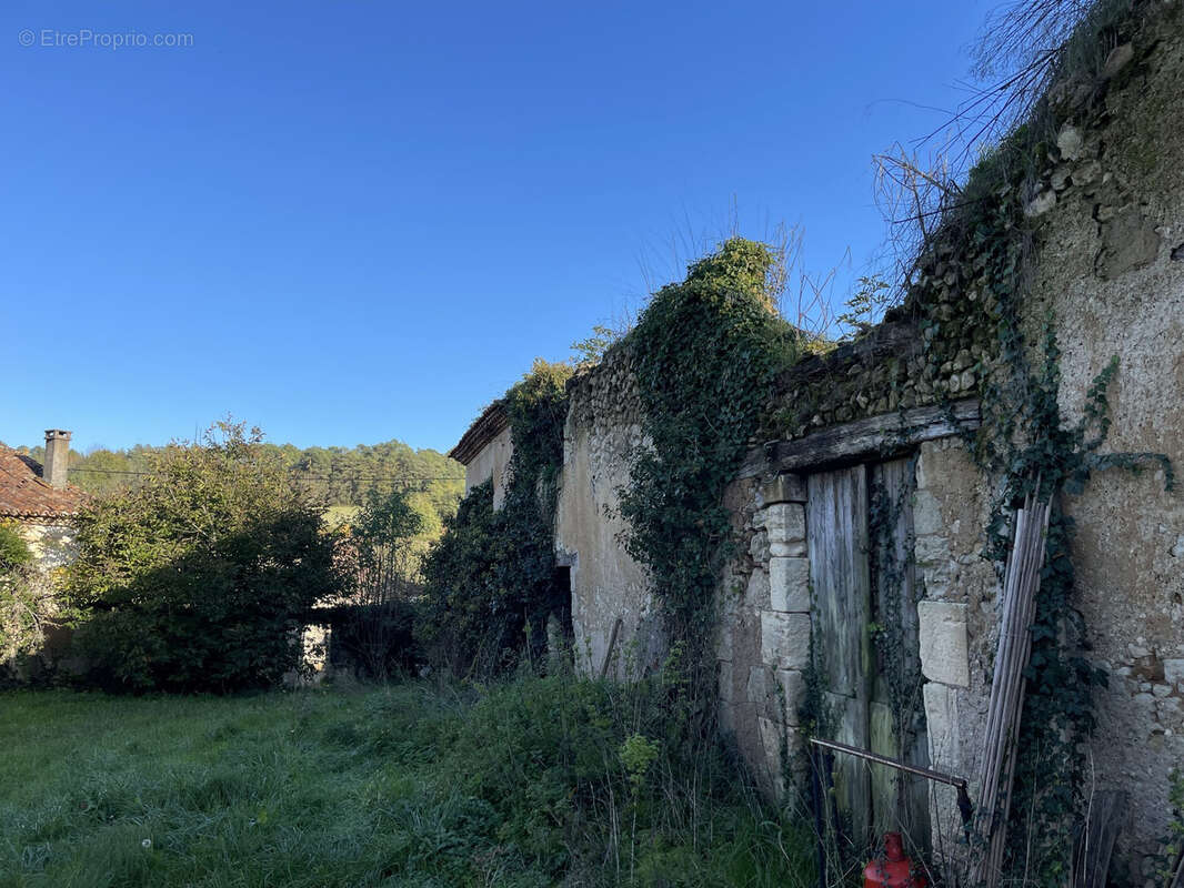 Maison à SAINT-AQUILIN