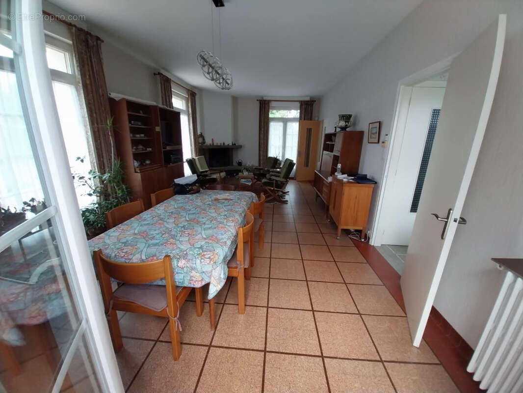 Maison à NEUFCHATEL-EN-BRAY