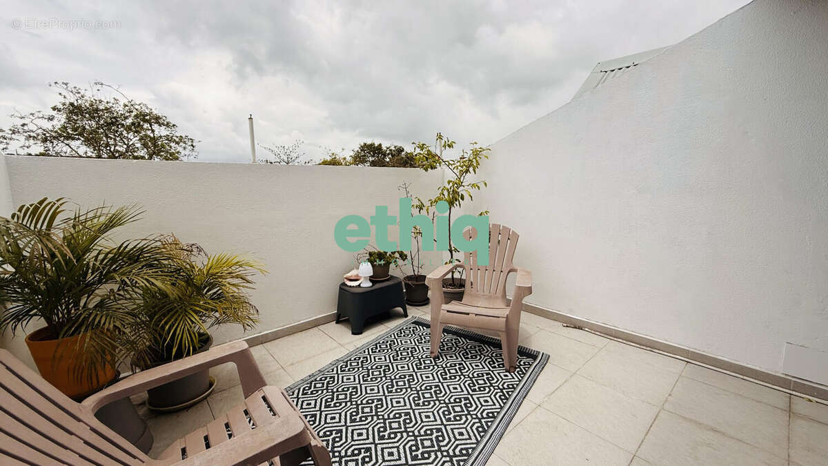 Appartement à LE GOSIER