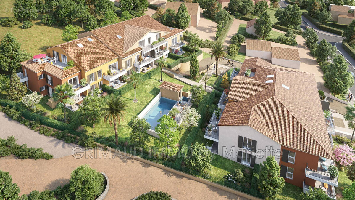 Appartement à COGOLIN