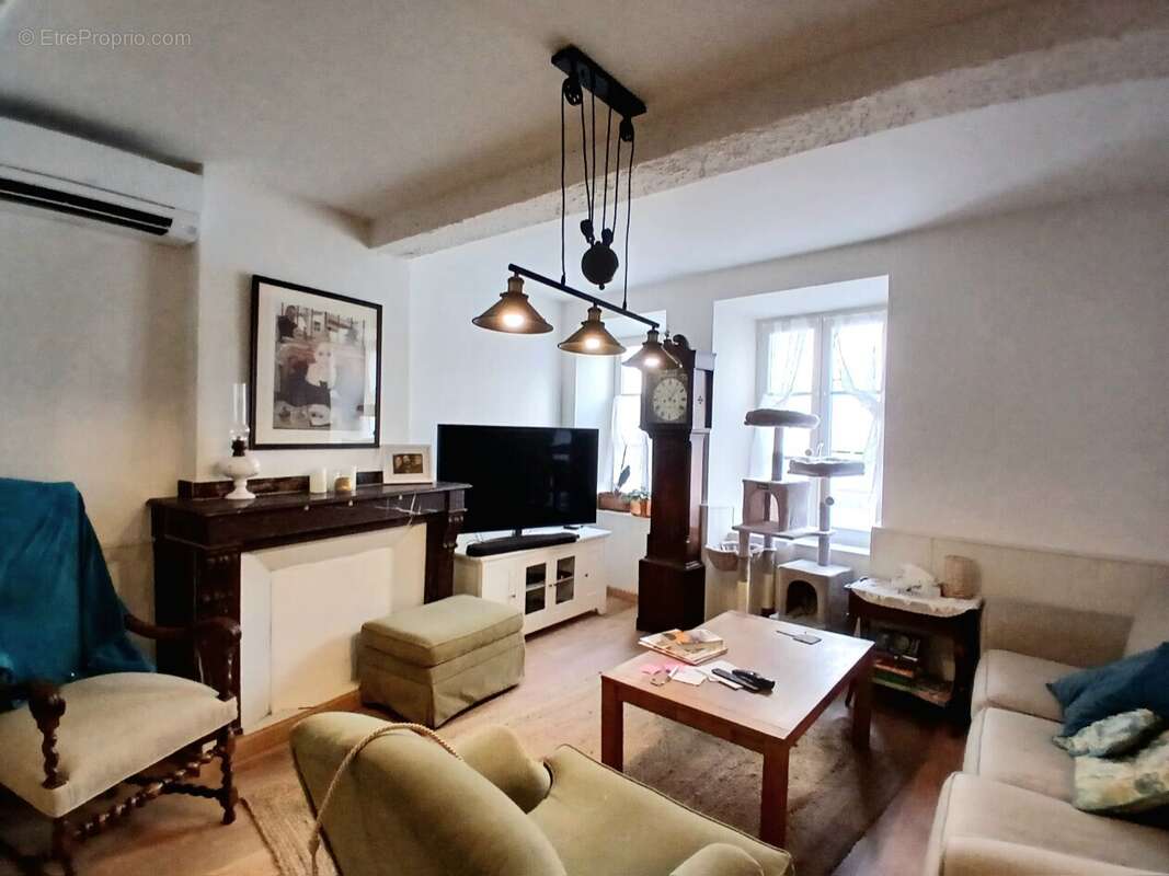 Maison à CAUNES-MINERVOIS