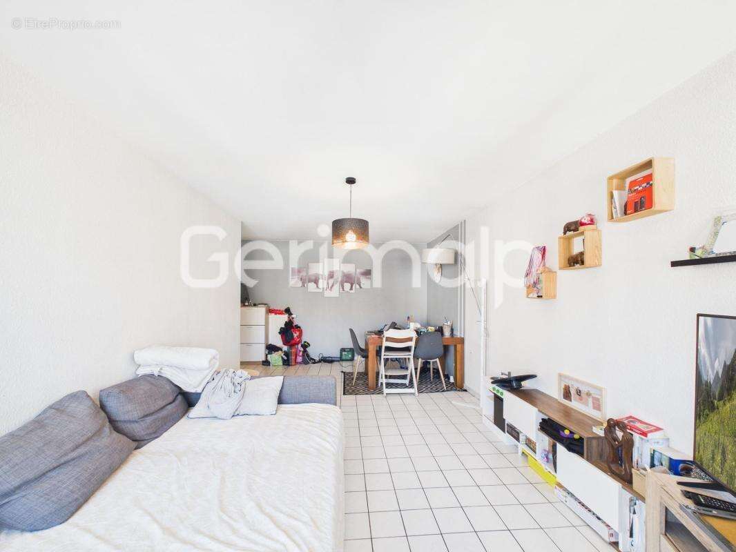 Appartement à CRAN-GEVRIER