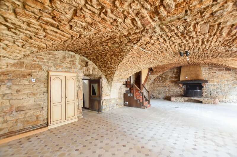 Maison à COUCHES