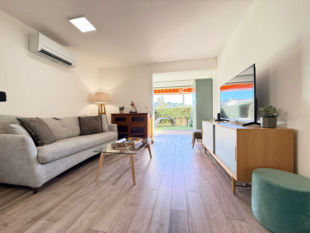 Appartement à SANARY-SUR-MER