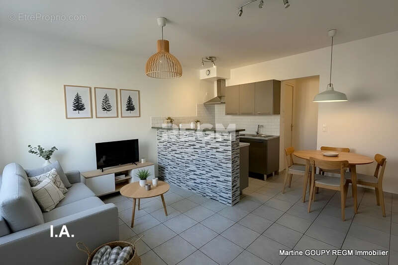 Appartement à LA CHAPELLE-SAINT-MESMIN