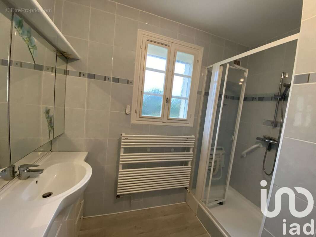 Photo 8 - Maison à PERIERS