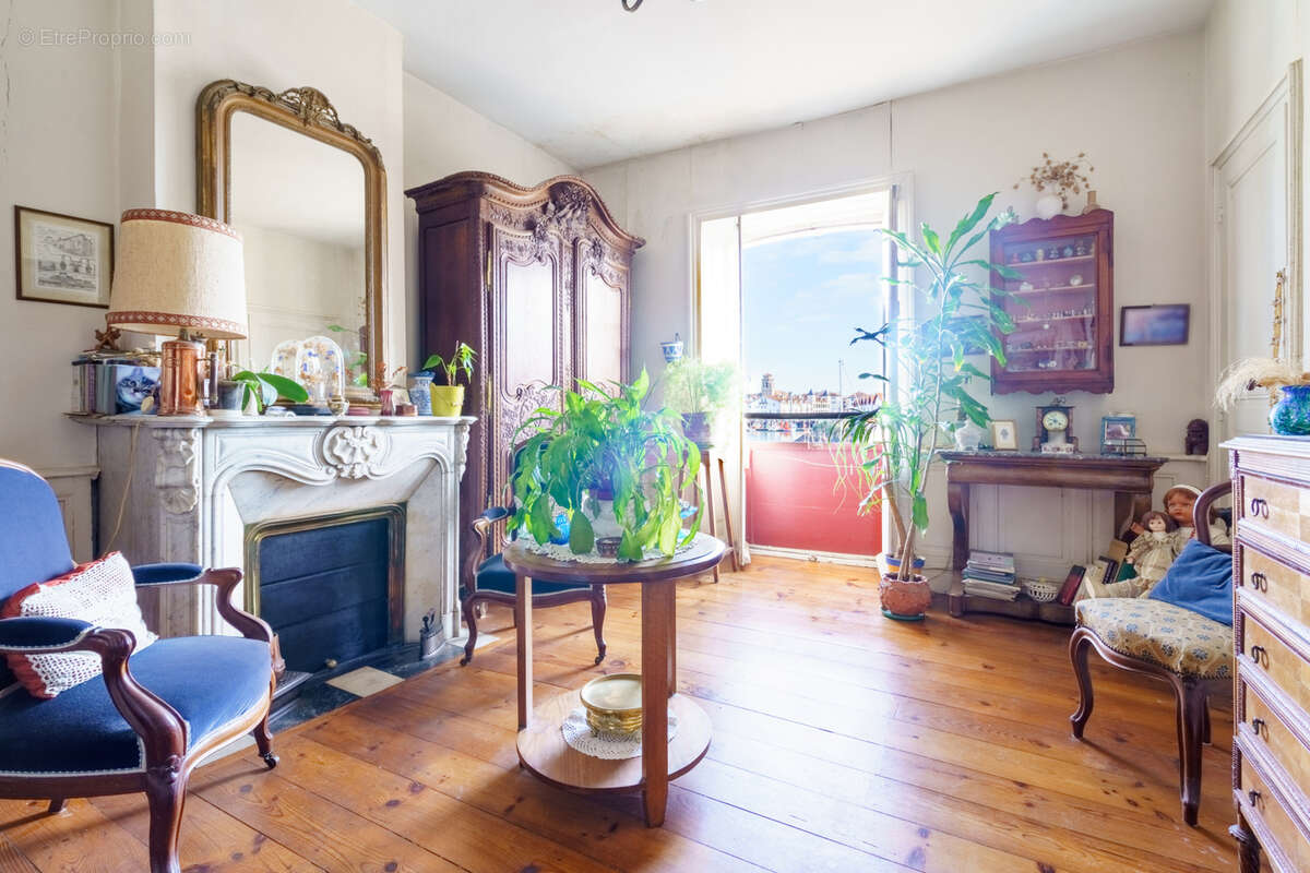 Appartement à CIBOURE