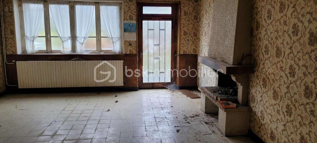 Hargnies : Grande Maison de 213m² dans un village Proche de la Frontière Belge - photo 4