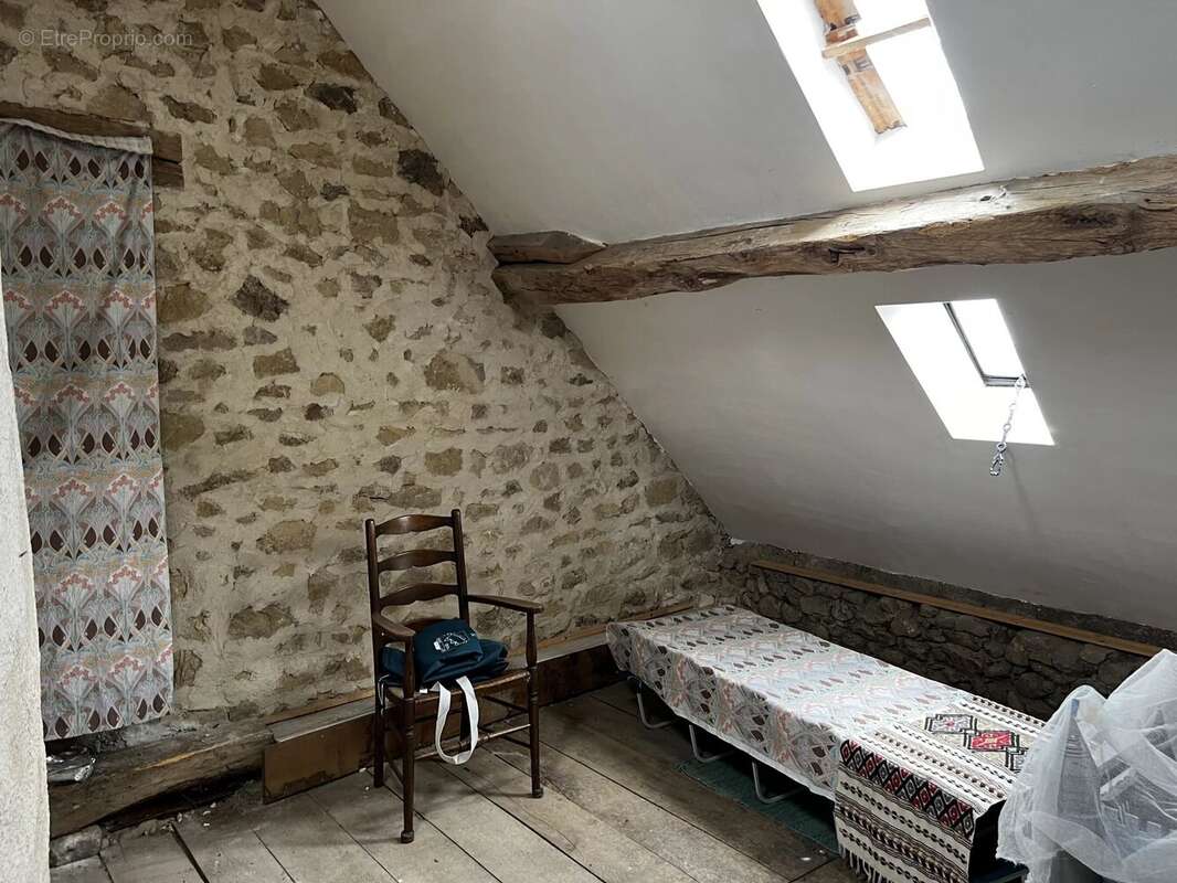 Maison à ARNAC-LA-POSTE