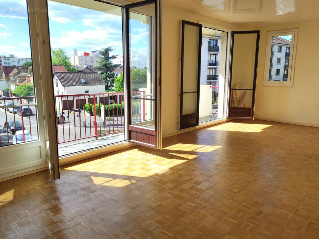 Appartement à MONTMAGNY