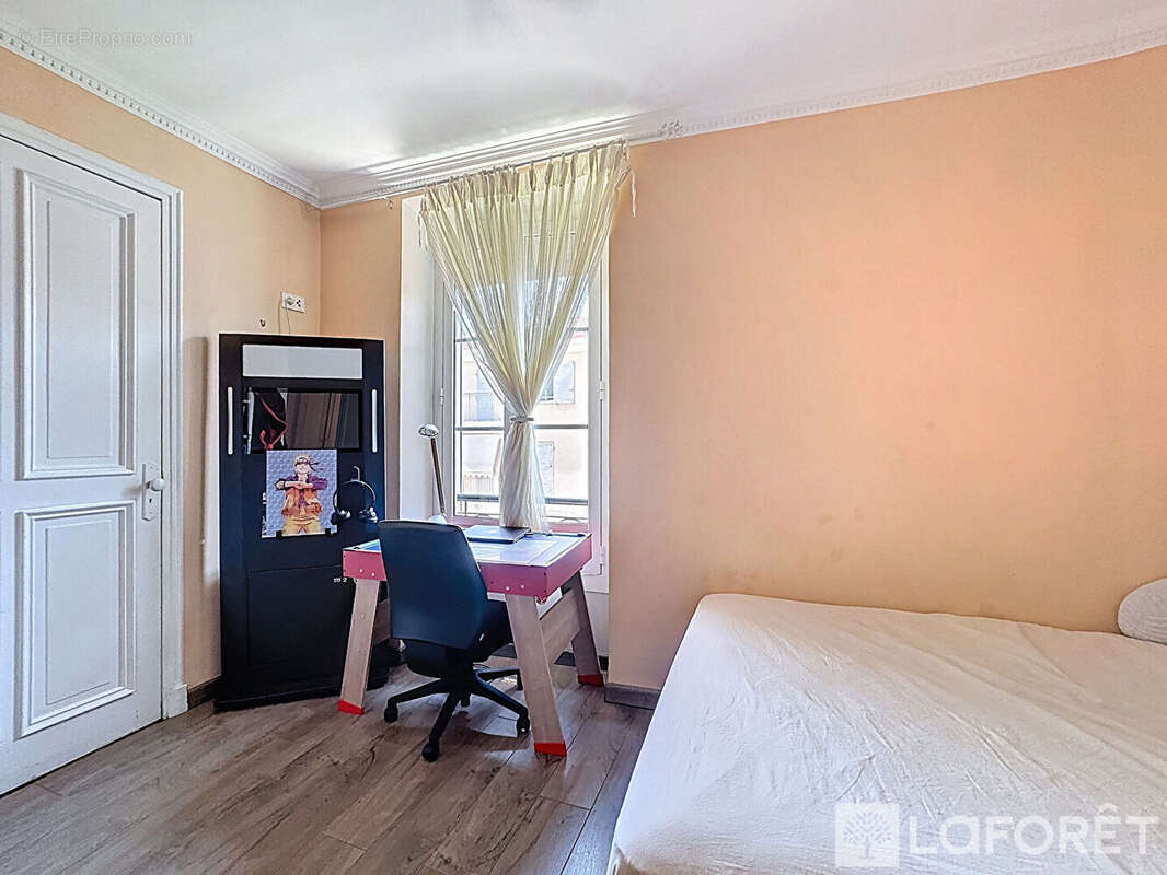 Appartement à ROQUEBRUNE-CAP-MARTIN