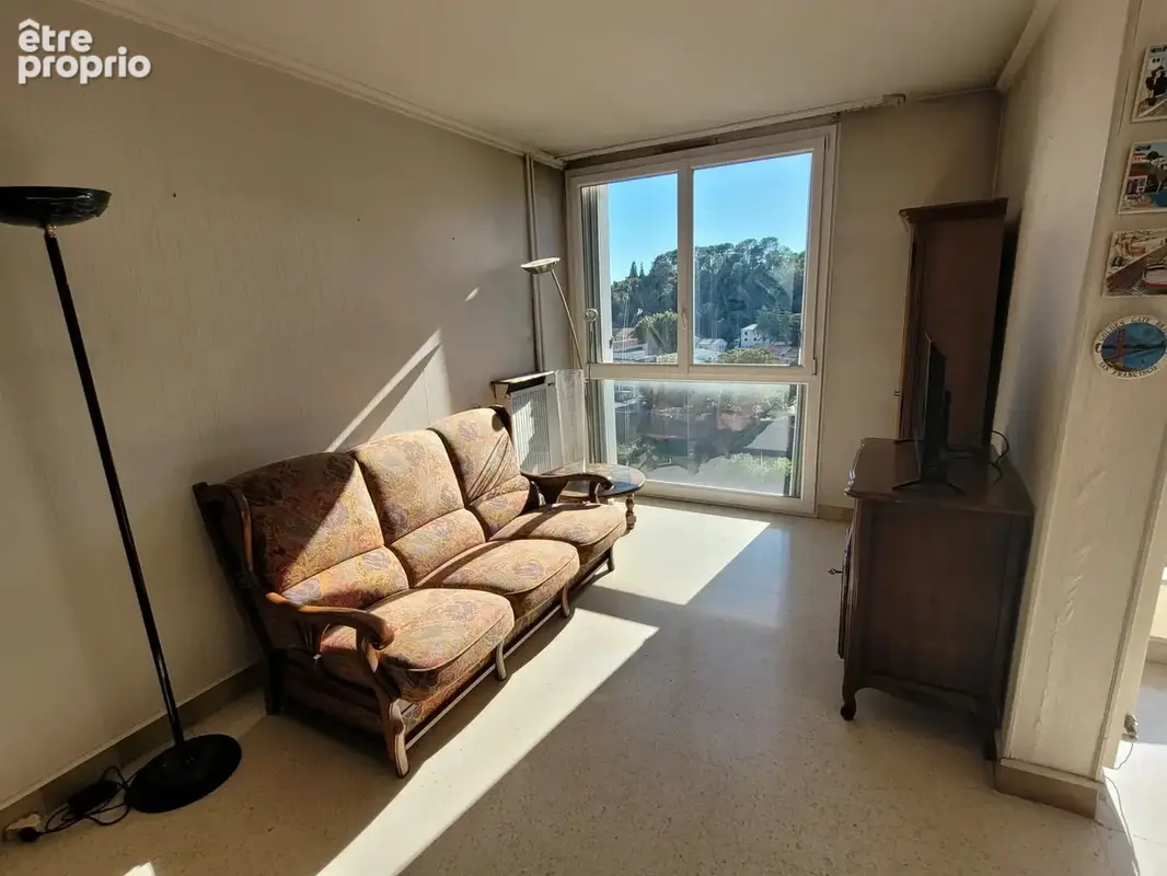 Appartement centre-ville - 4 pièces - 81.24 m² - photo 4