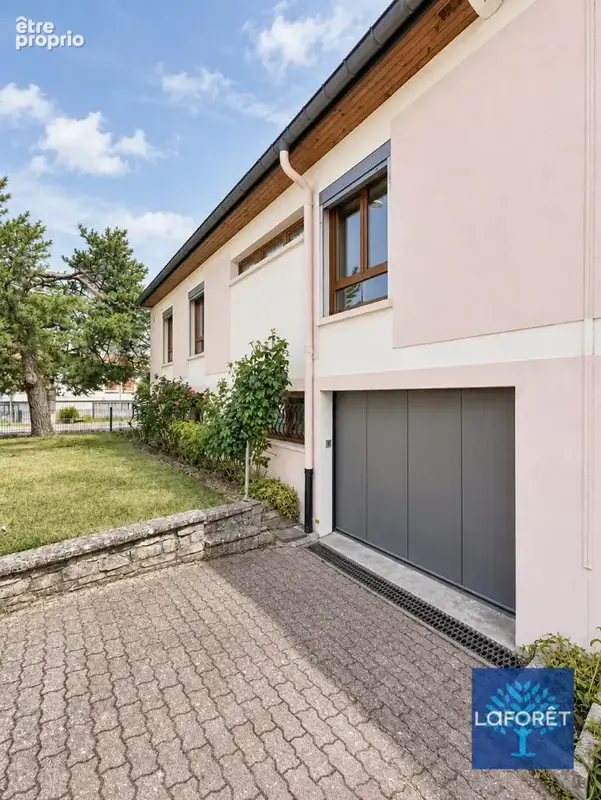 Jarville Montaigu  Maison familiale de 190 m2 Grand Jardin  5/6  Chambres Garage 2 voitures - photo 2