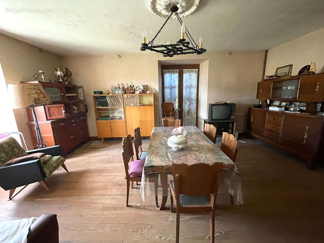 Maison à TRENTELS