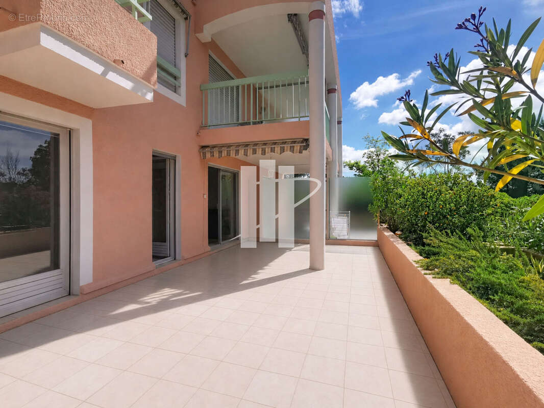 Appartement à SAINT-RAPHAEL