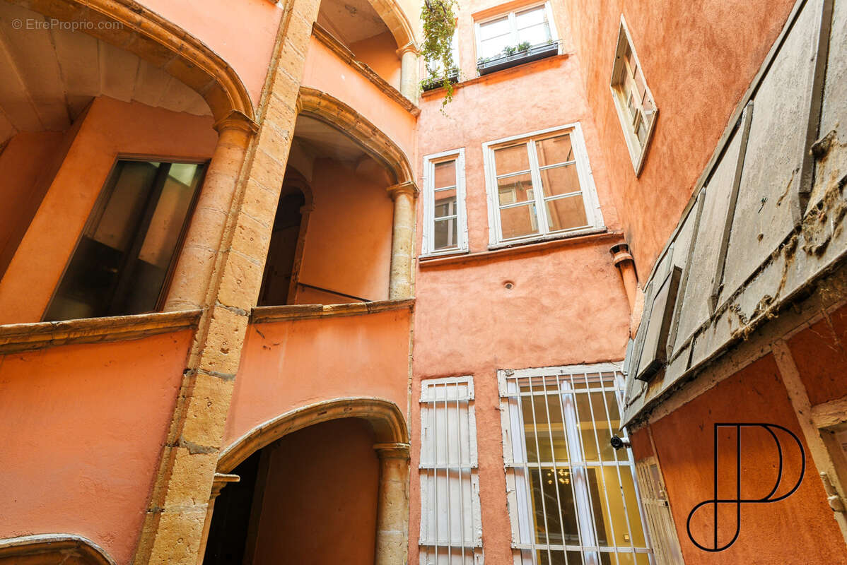 Appartement à LYON-1E