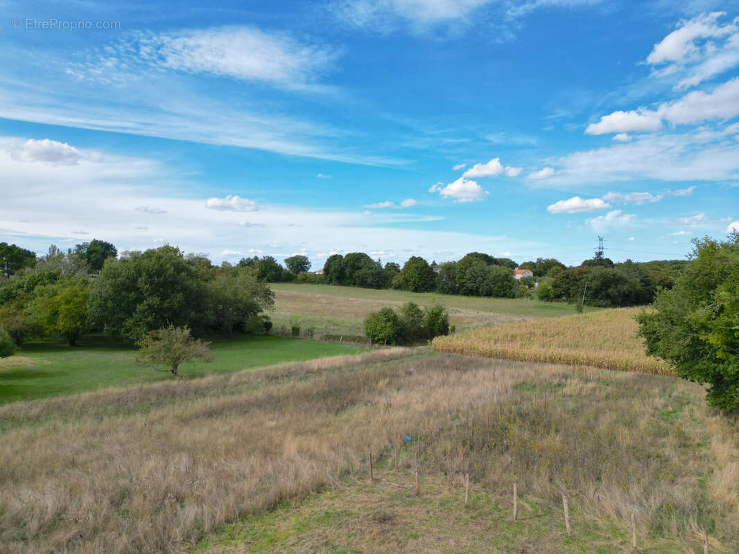 Terrain à POITIERS