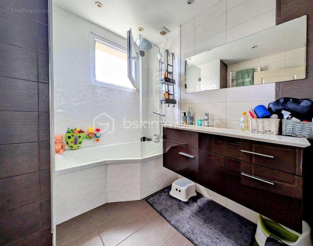 Maison à LUC-SUR-MER