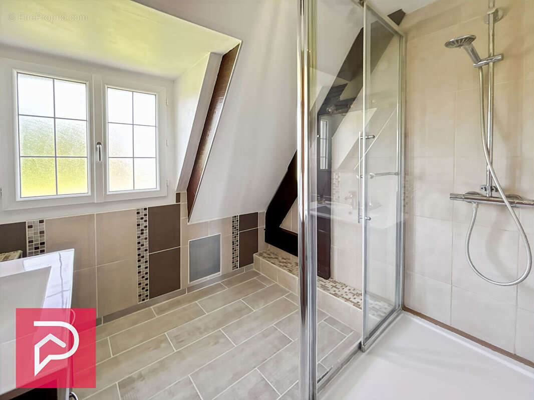 Maison familiale 8 minutes de BERNAY - photo 9