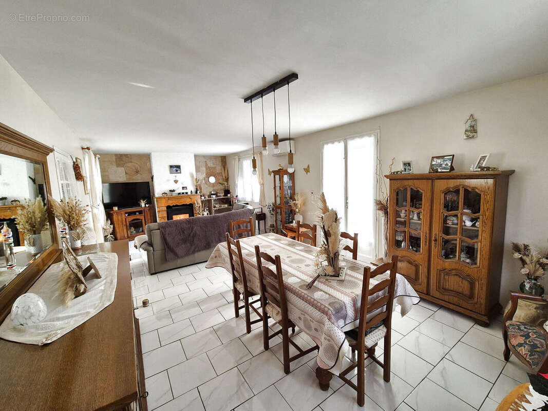 Maison à ROUSSON