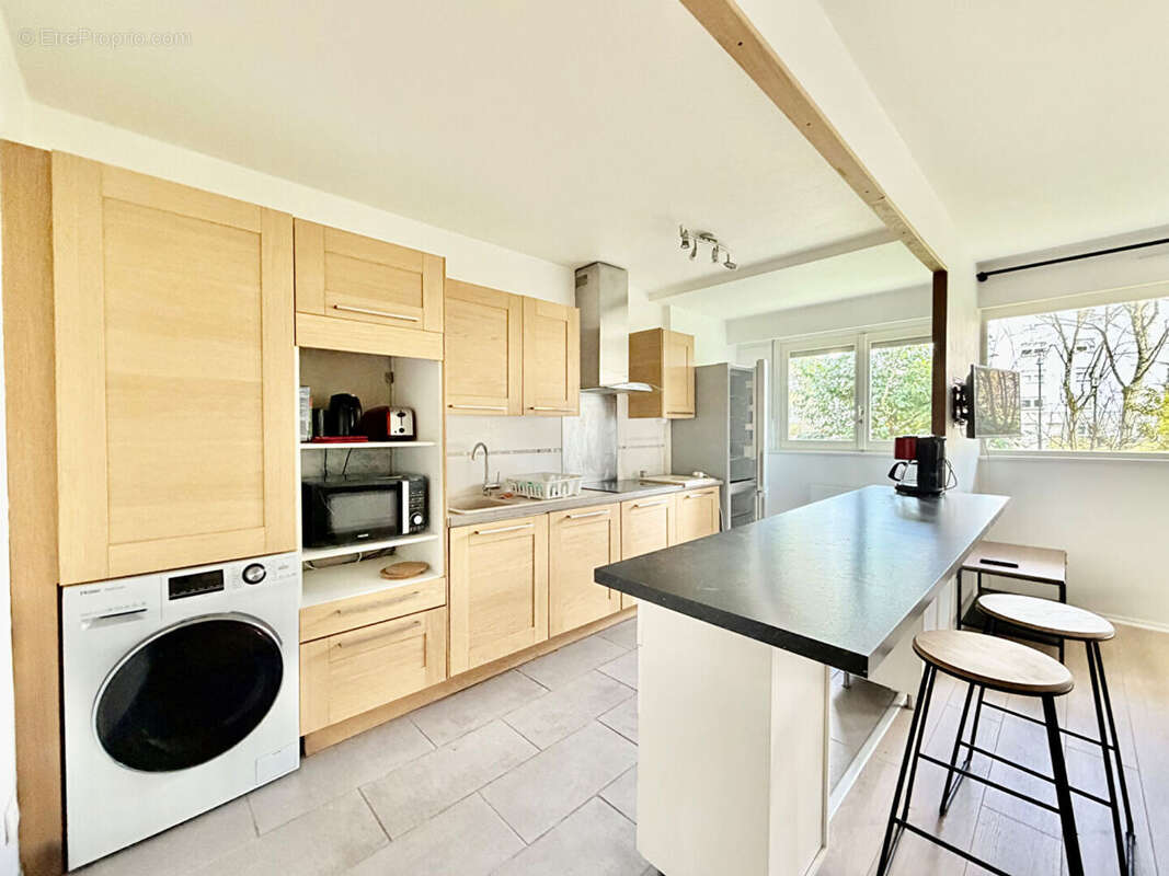 Appartement à MONTIGNY-LE-BRETONNEUX
