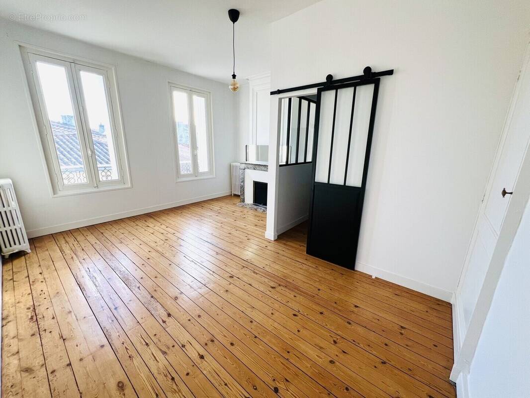 Maison à SAINT-ANDRE-DE-CUBZAC