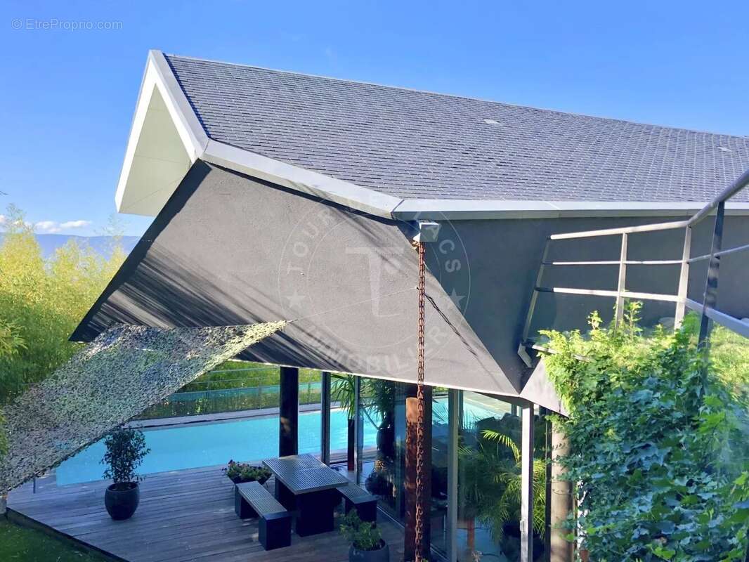 Maison à SAINT-JULIEN-EN-GENEVOIS