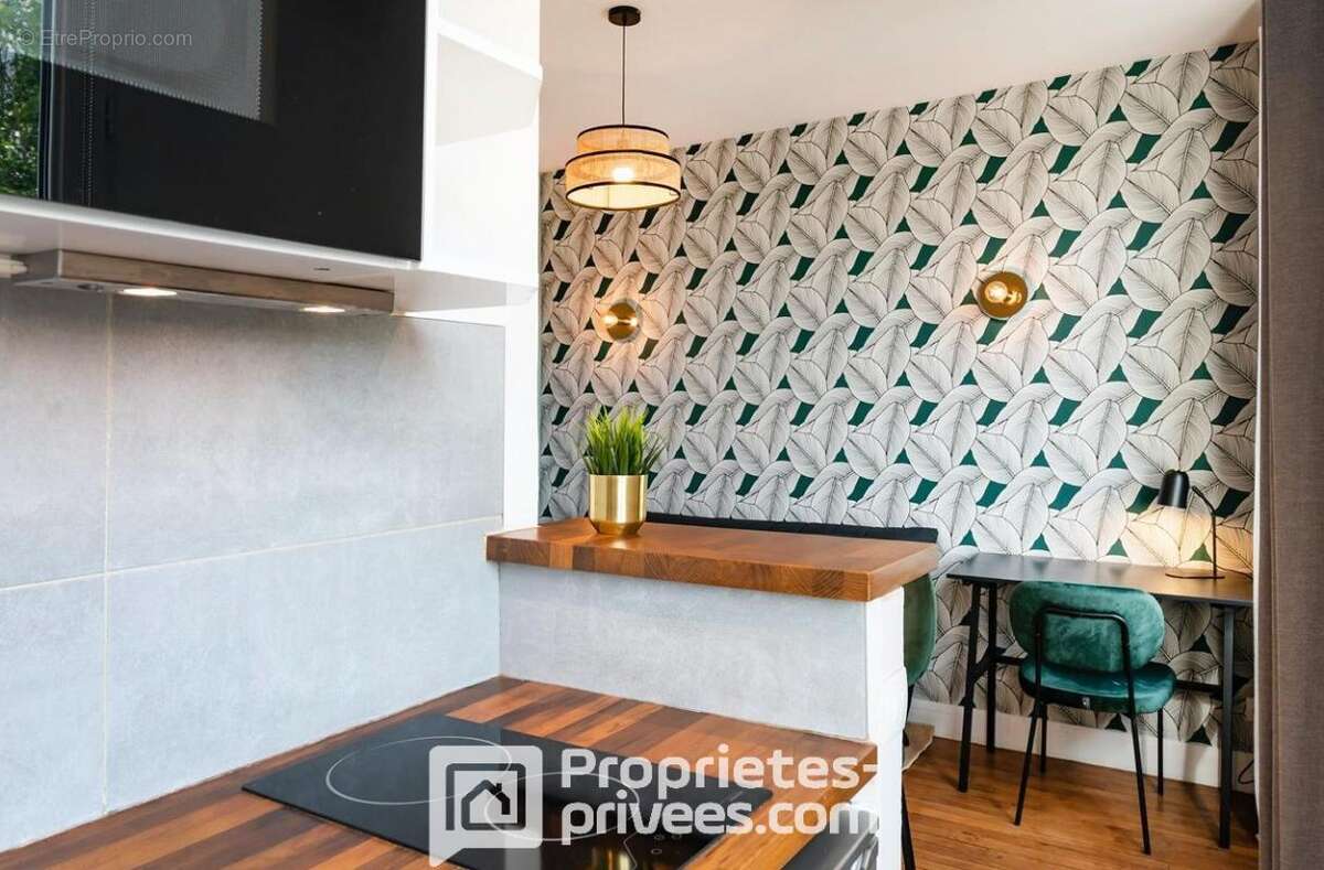 Appartement à PARIS-18E