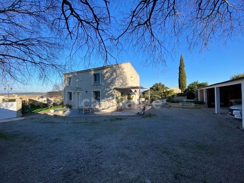 Maison à SAINT-QUENTIN-LA-POTERIE
