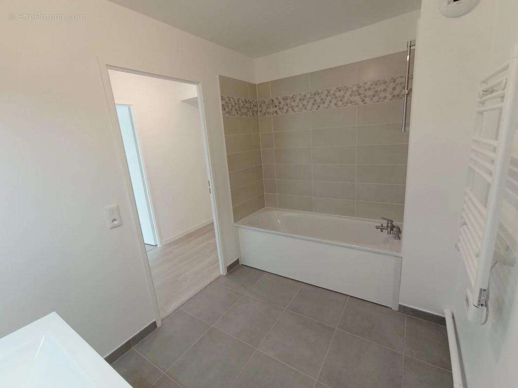 Appartement à VILLENEUVE-SAINT-GEORGES