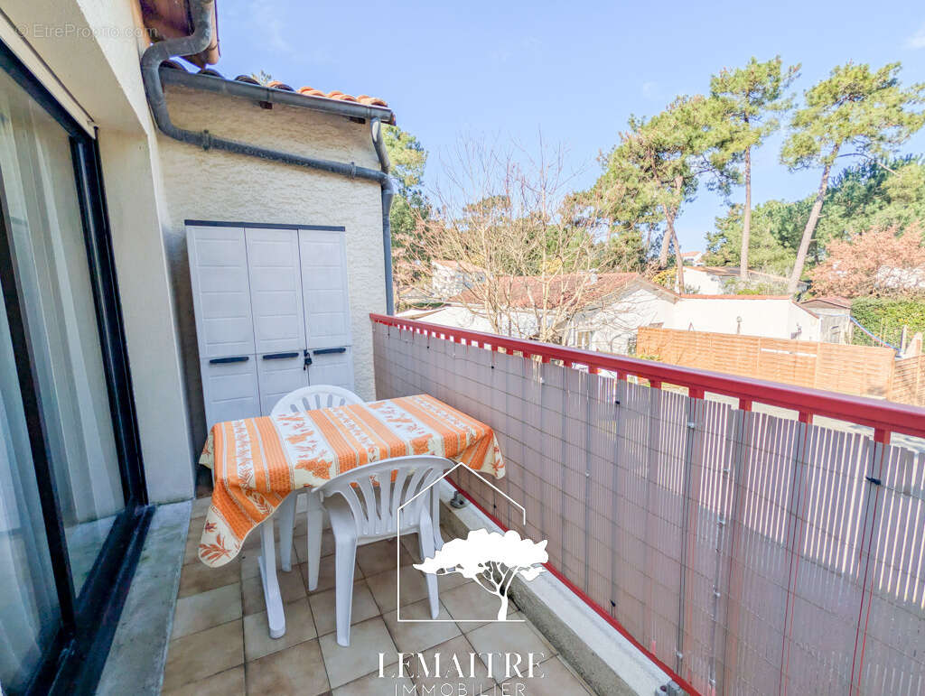Appartement à LES MATHES
