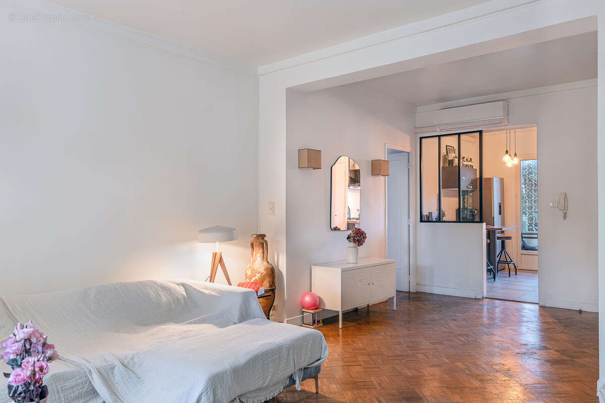 Appartement à MARSEILLE-8E