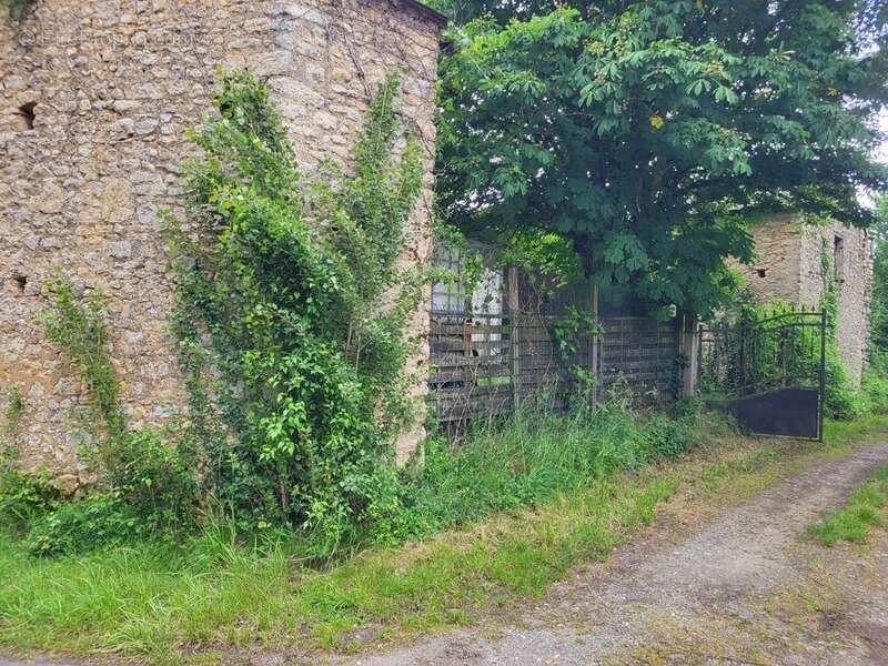 Maison à LOUIN